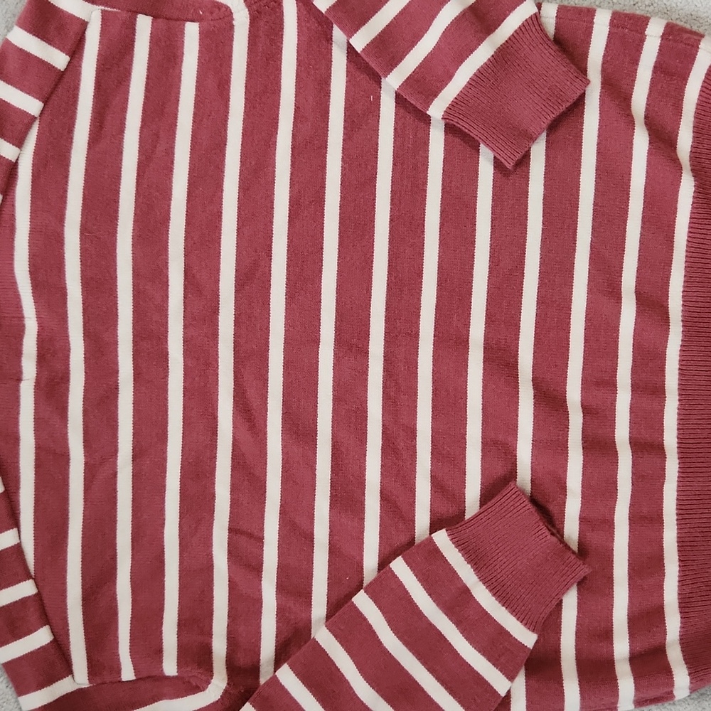 Crew Neck Burnt orange and Cream Striped Lighter Weight Sweater - Medium - Picture 6 of 6